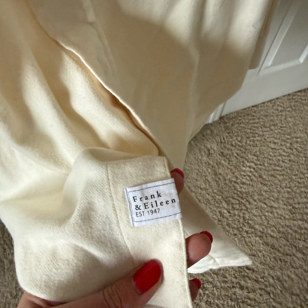 Frank & Eileen Mackenzie One Size Italian Cotton Flannel White Button-Down Shirt - Picture 5 of 10